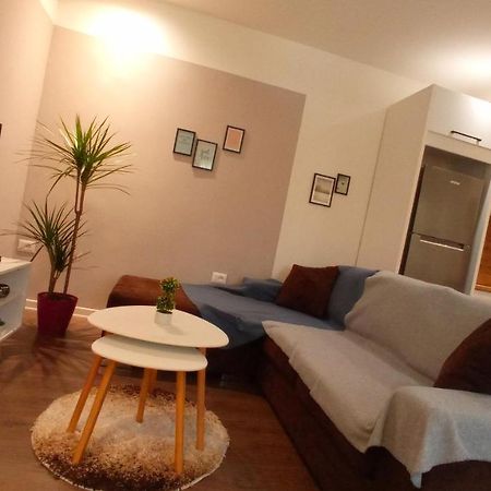 Tirana Apartment Garda Eksteriør bilde