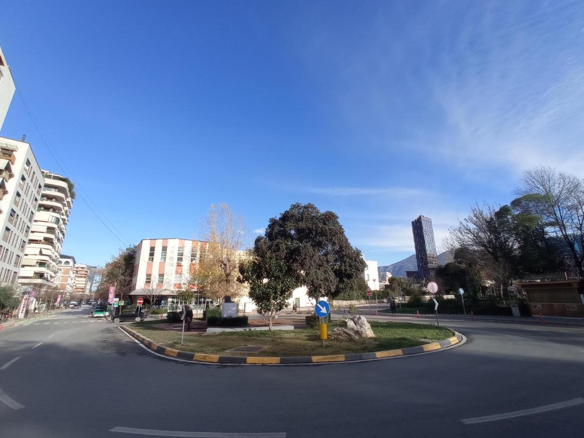 Tirana Apartment Garda Eksteriør bilde